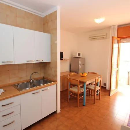 Bright Flat 130mt From The