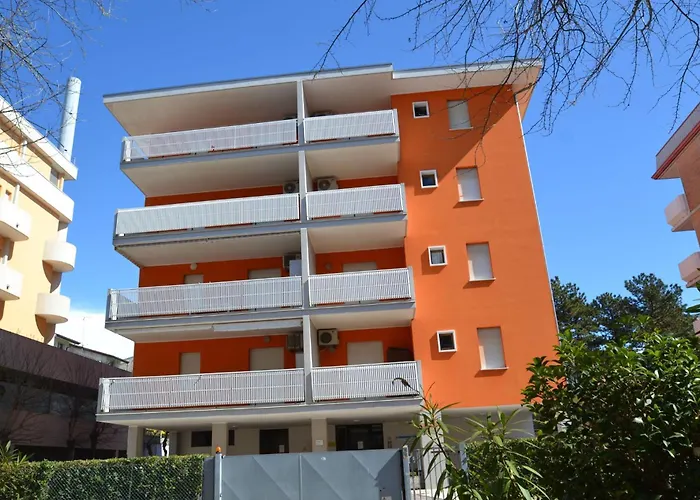 Bright Flat 130mt From The Apartment